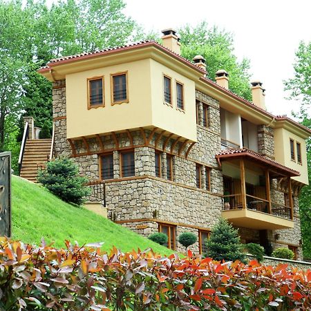 Roes Suites Káto Loutrákion エクステリア 写真