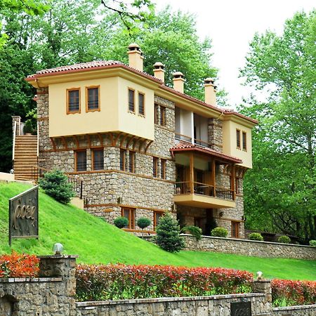Roes Suites Káto Loutrákion エクステリア 写真