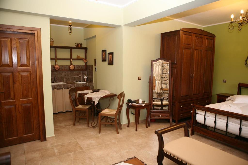 Roes Suites Káto Loutrákion 部屋 写真